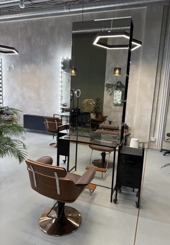 Место стилиста 4